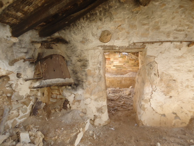 Centro de Estudios Borjanos: Una cabaña para animales de labor