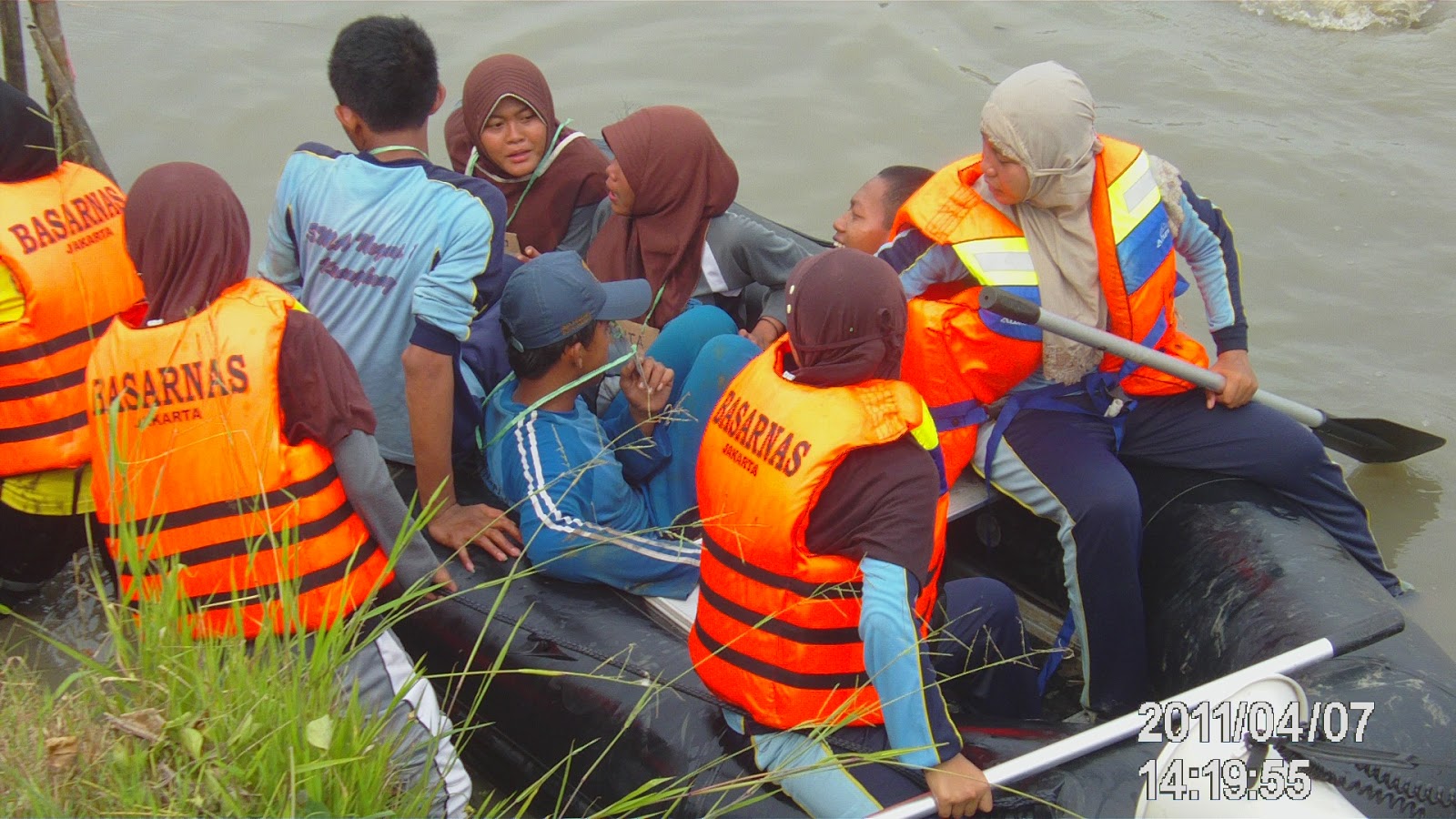PENANGGULANGAN BENCANA ALAM  SMAN 1 KEDOKANBUNDER