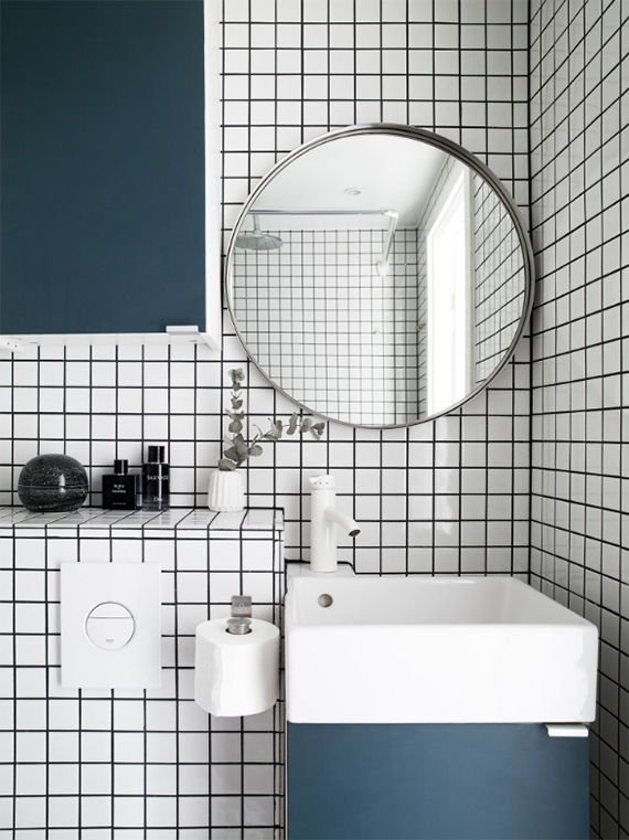 Small bathroom design. Photo via Kvarteret Mäkleri