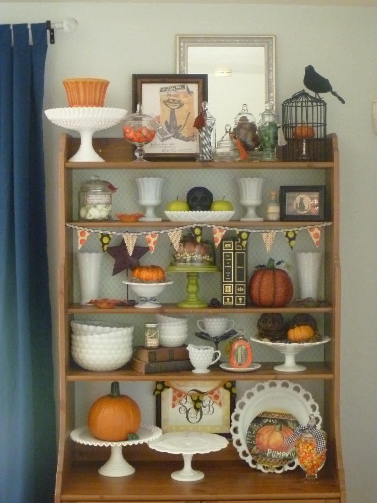 Halloween Mantels {Halloween Home} | Home Stories A to Z