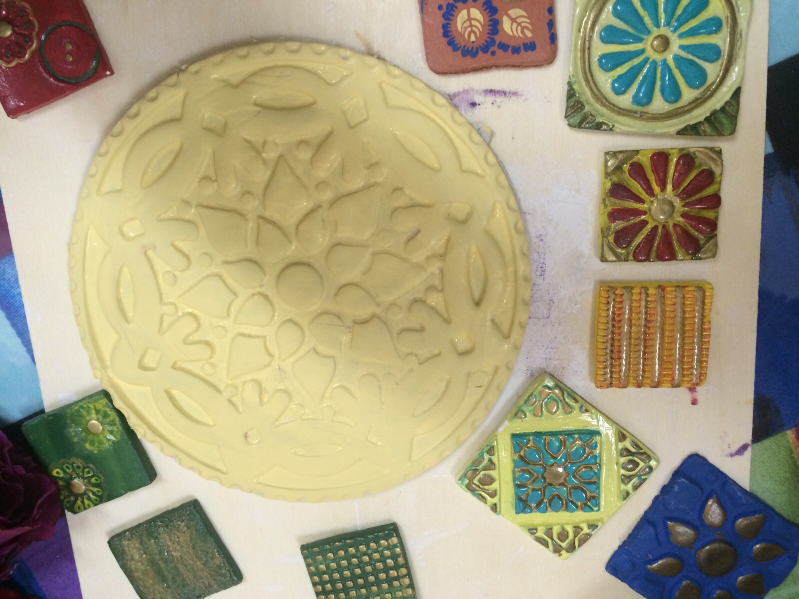 مدونة شعبة التربية الفنية D B A E بالليث درس تطبيقي البلاطات الخزفية