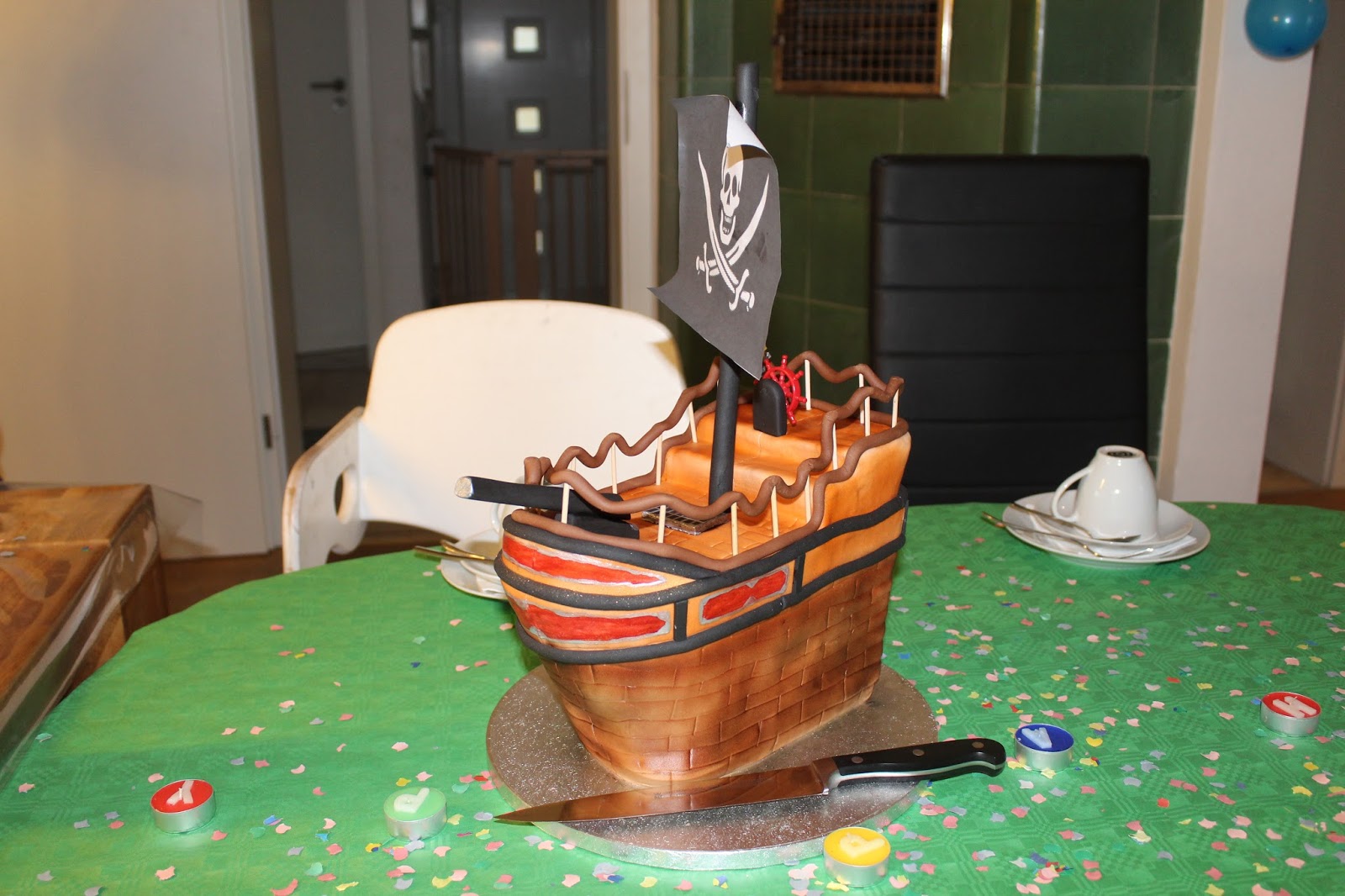 Theresas Backstube: Piratenschiff