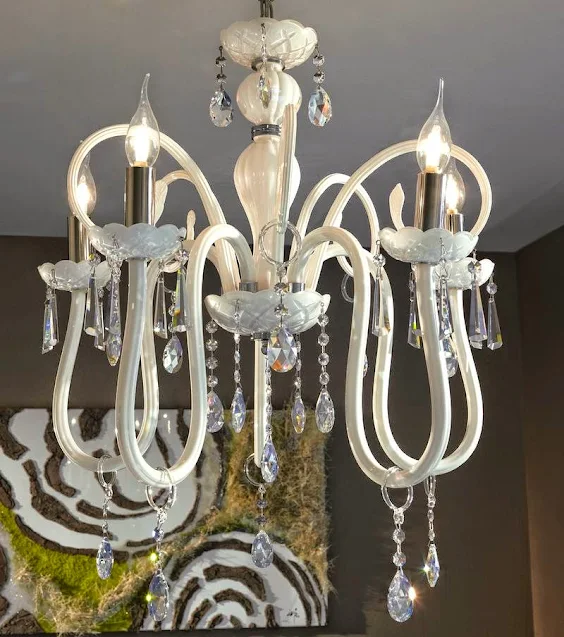 coloured-murano-chandelier-in-blown-glass