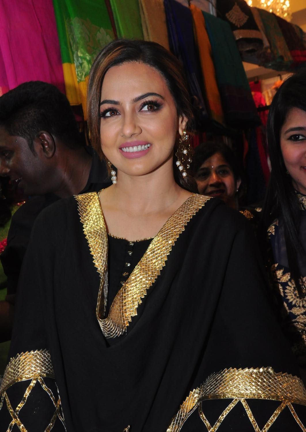 Sana Khan Looks Gorgeous In Black Dress At The Akritti ELITE Exhibitions In Hyderabad