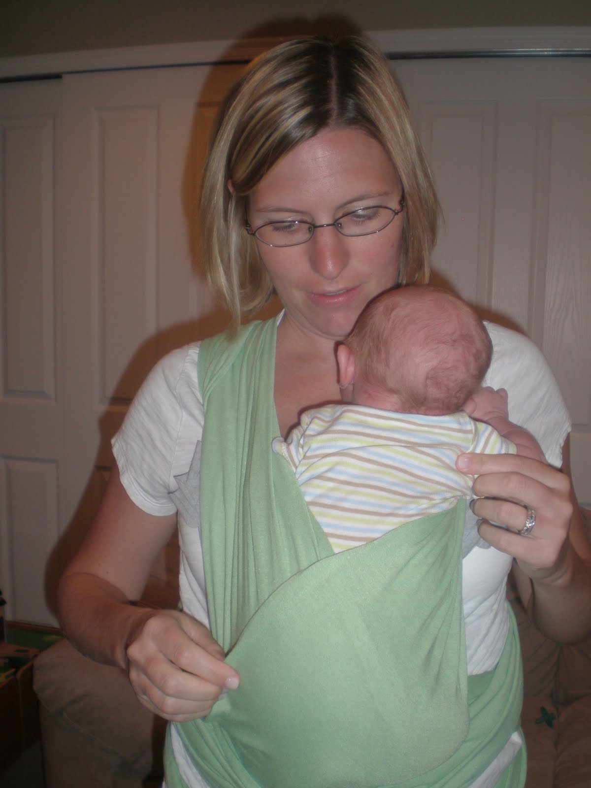 Mile High Mom How To Tie A Wrap Baby Carrier