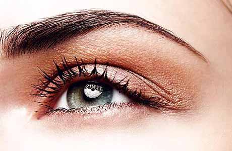 Cara menghilangkan kantung mata alami
