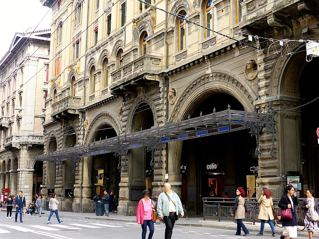 Bologna-Palazzo Ronzani