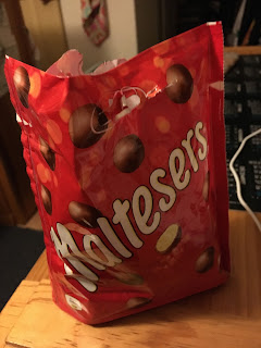 Bonjour! Guten Tag! Konnichiwa! Hello!