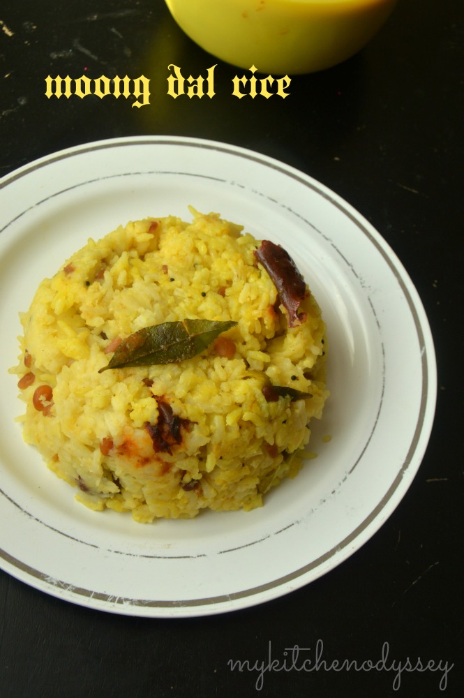 Dal Rice Arisi Paruppu Sadam Moong Dal Rice In Pressure Cooker