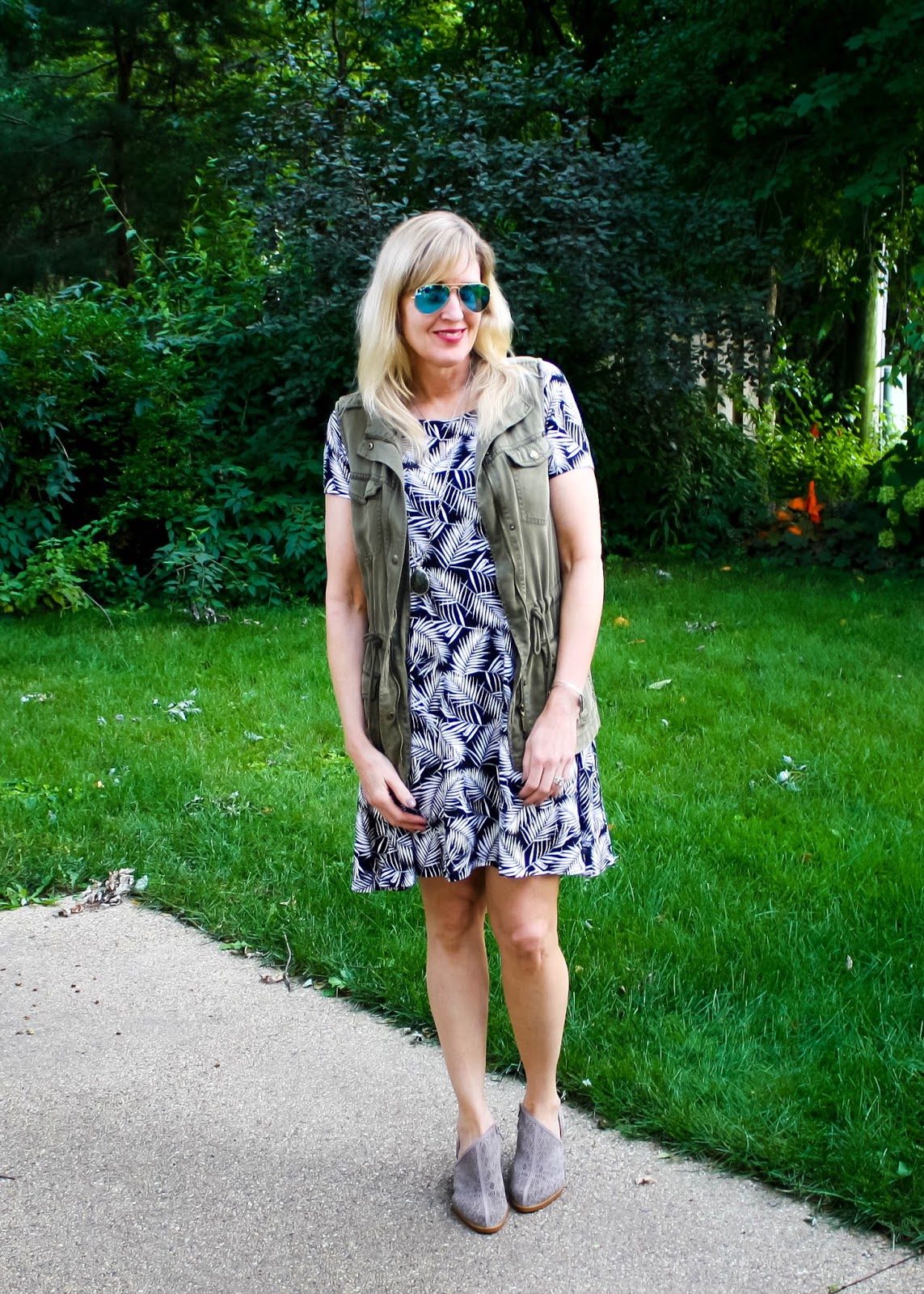 Fall Styling Tip - Palm Print
