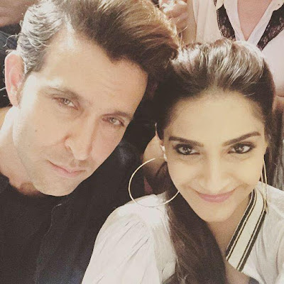  Hrithik and Sonam Kapoor take selfies on the sets of Dheere Dheere music video!