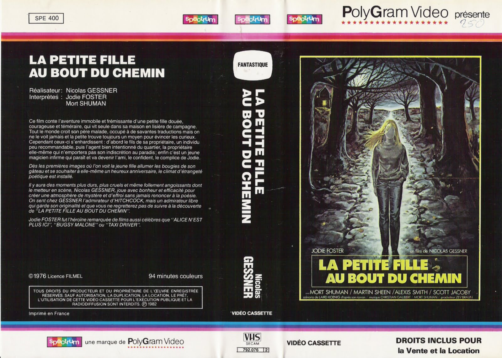 La petite fille au bout du