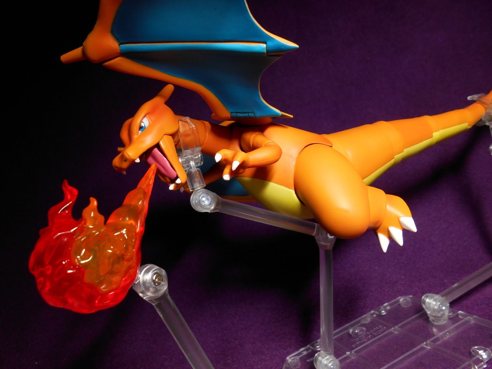 Pokémon Scale World: Professor Sycamore & Mega Charizard X - Kalos Region (Limited Edition) [Bandai