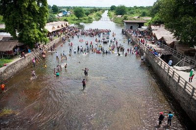 Battambang river bathing