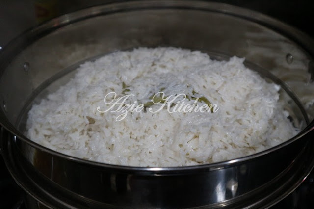 Nasi Lemak Kukus Azie Kitchen Yang Sedap