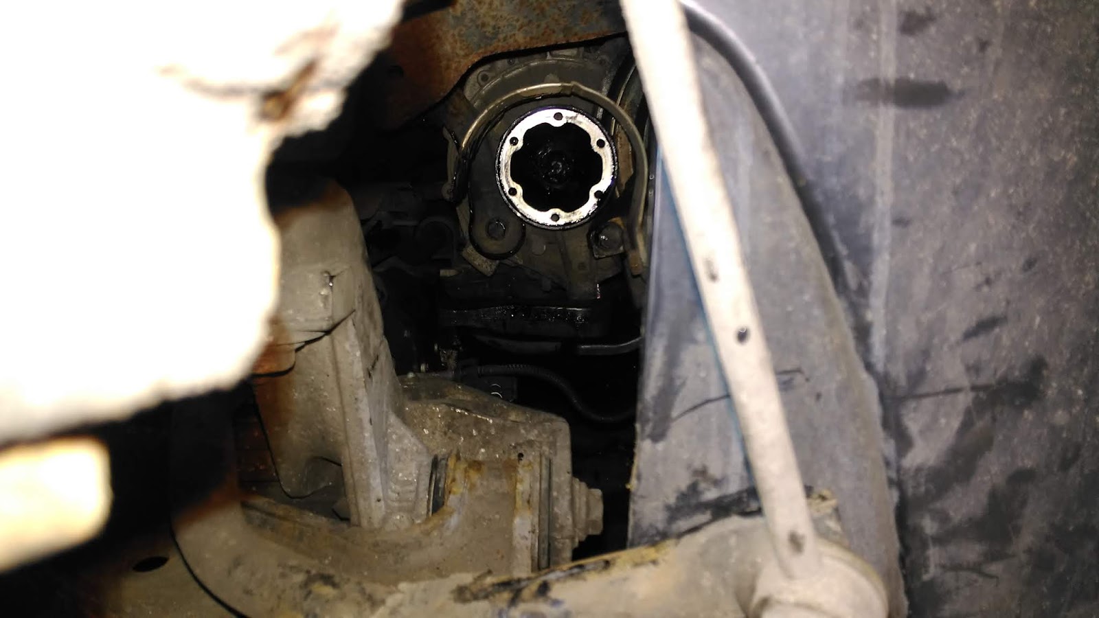 Motoring Culture Magazine CV Axle Replacement Audi A3 (8PA)