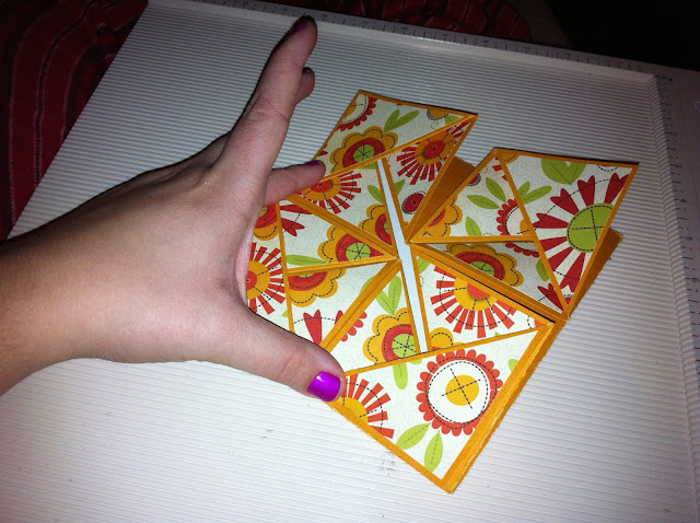 napkin-card-fold-flower-how-to