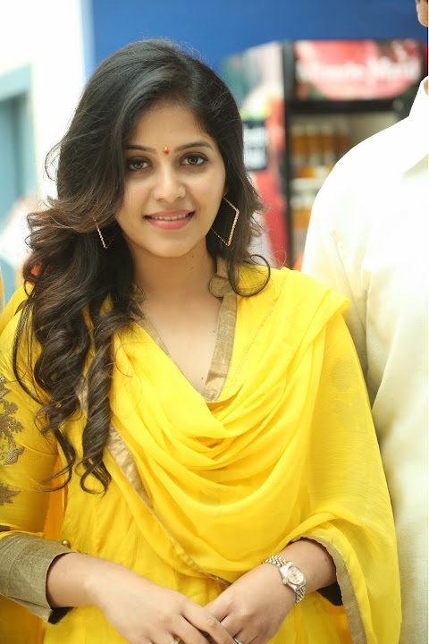 Anjali at Prasads Imax for Chitrangada movie promotion