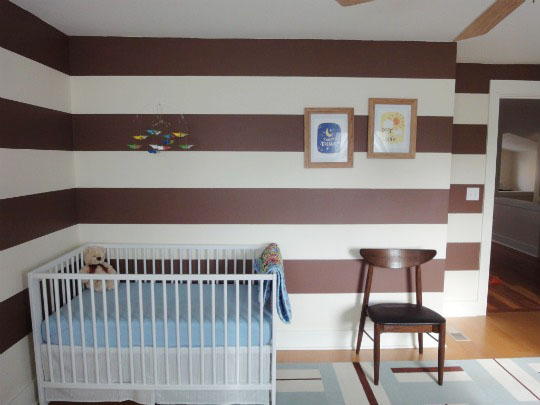 Dormitorio de bebé celeste y chocolate - Ideas para decorar dormitorios