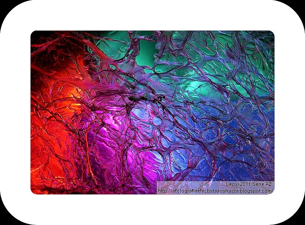 Foto Abstracta 3101 Tu corazón ya vive en mi cerebro - Your heart already lives in my brain Foto Abstracta 3101 Tu corazón ya vive en mi cerebro - Your heart already lives in my brain