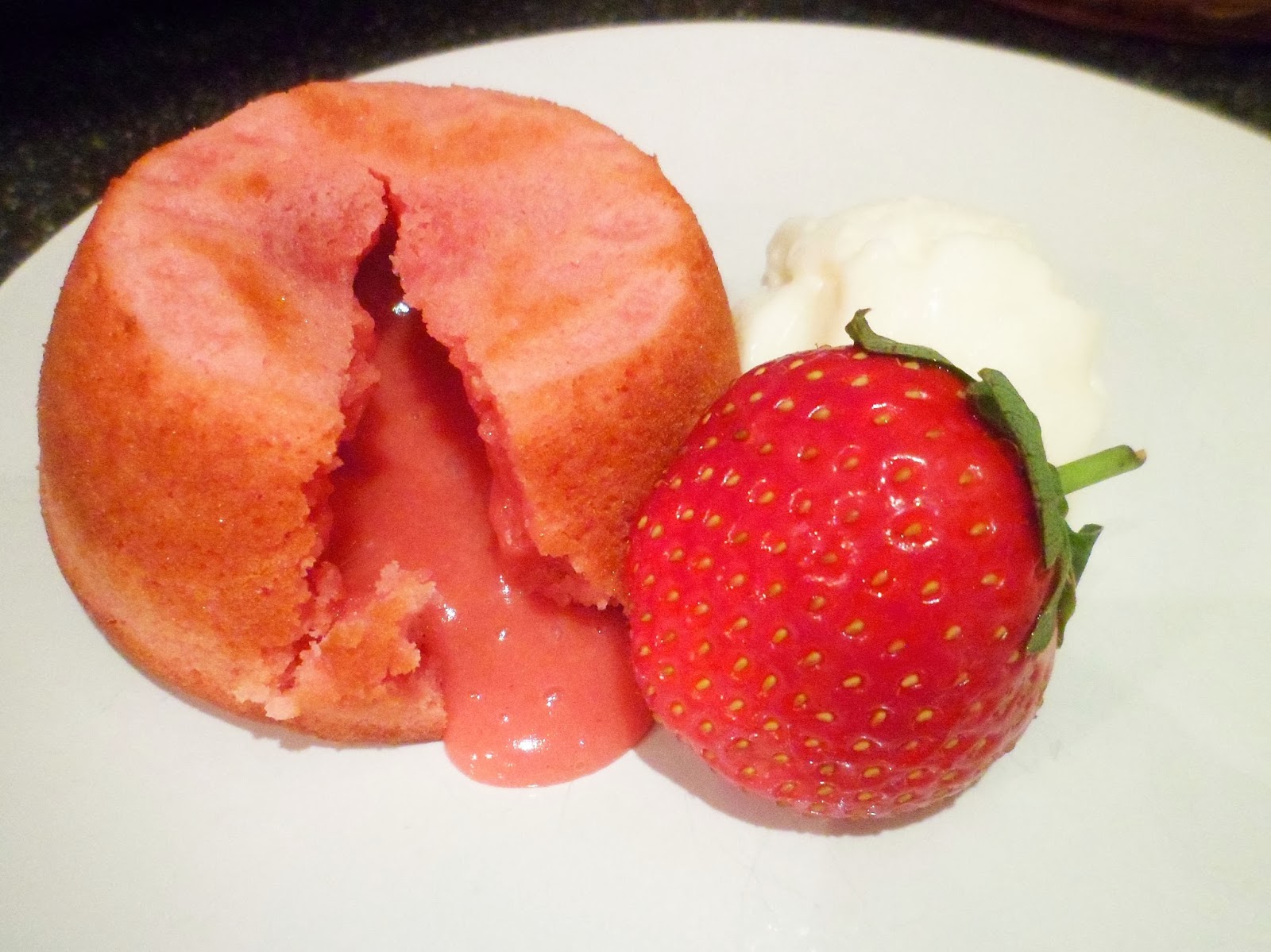 Strawberry White Chocolate Lava Cake – Recipe