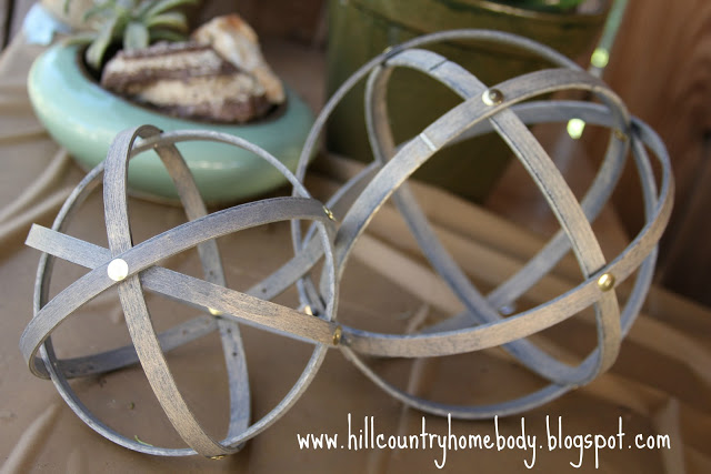 this DIYer made rustic spheres from embroidery hoops