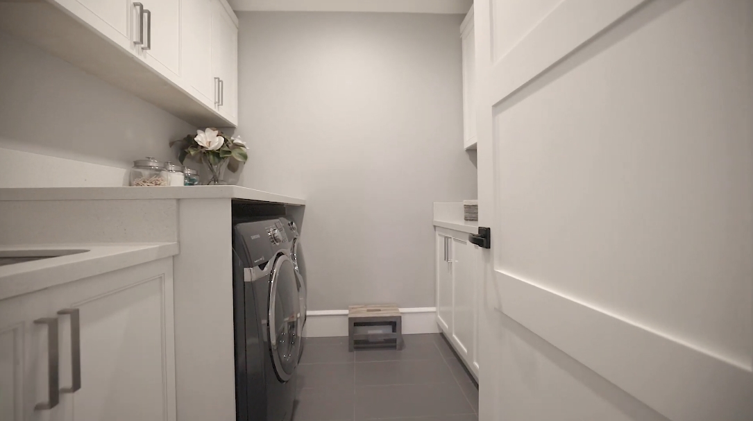 57 Interior Design Photos vs. 319 184 St, Surrey, BC Luxury Home Tour
