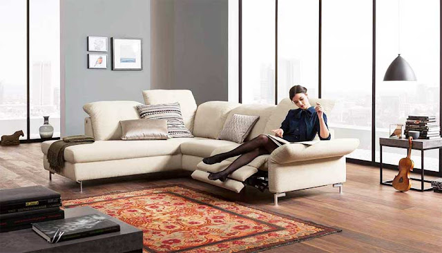 Moderne-ecksofas-mit-schlaffunktion-und-verstellbare-Kopfstützen-mit-einem-einfachen-aber-eleganten-Stil-für-Dachboden-Wohnzimmer-sofa-Design-Ideen