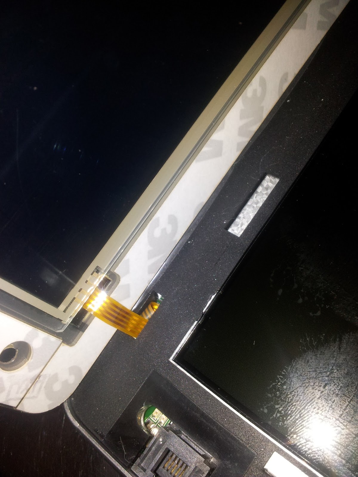 WorkingMatt: Replacing Android Tablet Touchscreen
