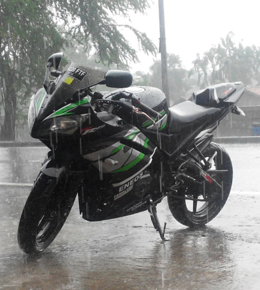 Foto Modifikasi Motor R15 Warna Hitam Modifikasi Motor Beat Terbaru