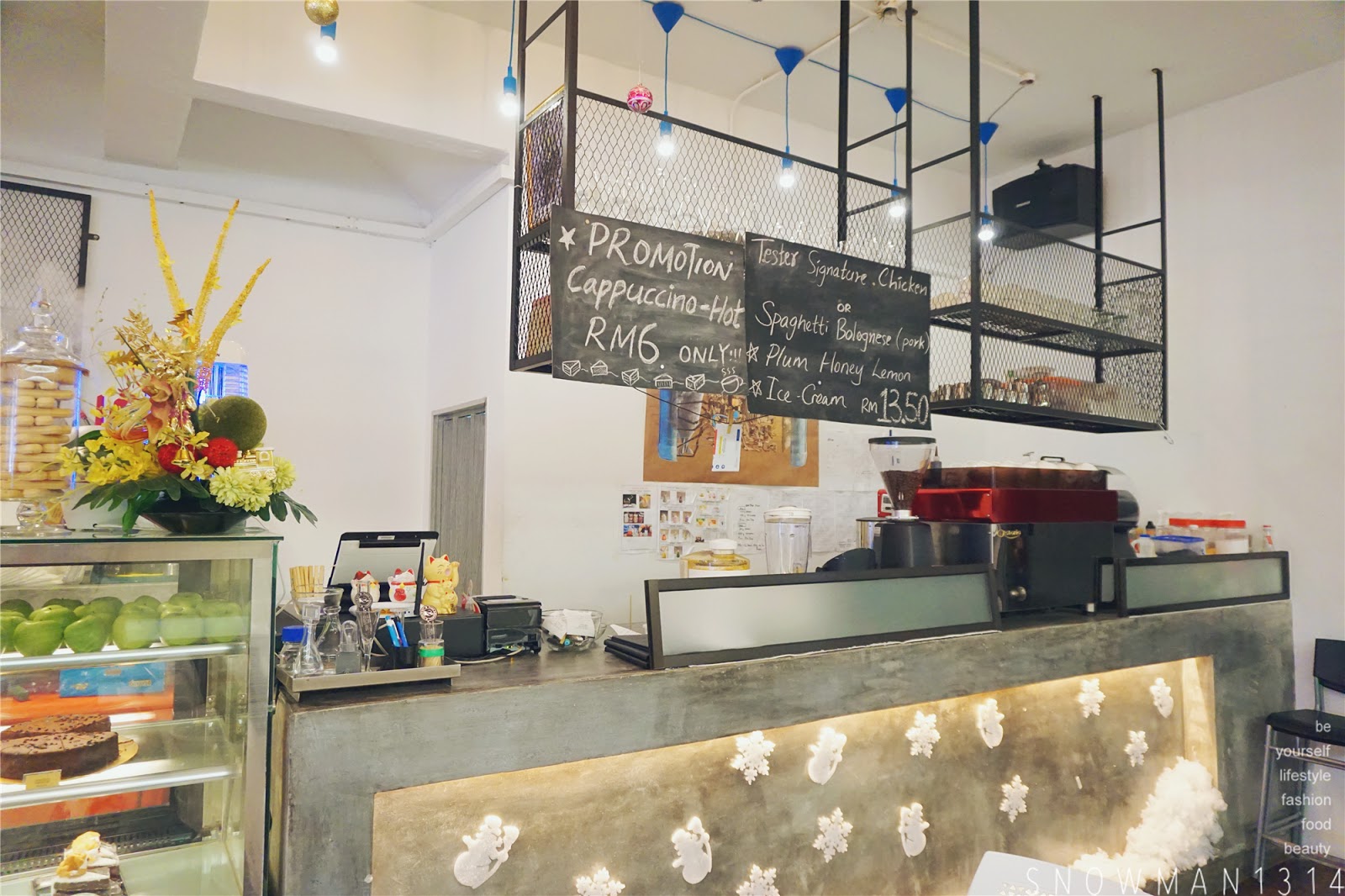 Tester Laboratory Café & Bistro Bandar Manjalara Kepong Snowman · Sharing