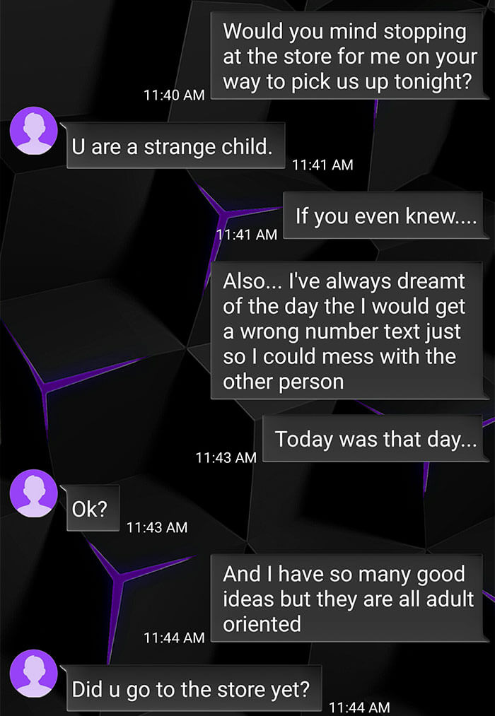 Enraged Mother Accidentally Texted 35-Year-Old Stranger. The Conversation That Followed Is Epic!