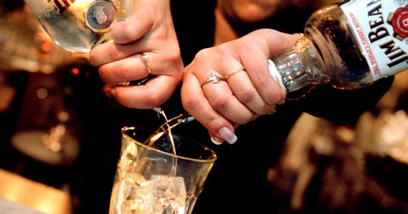 Hur Mycket Dricker En Alkoholist Per Dag trulpens lilla gröna: Alkoholism