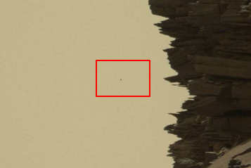 ufo on mars hovering