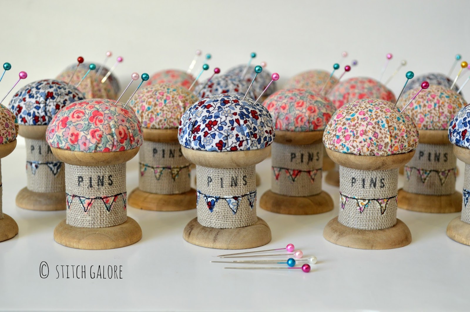 Wooden spool / Cotton reel pincushions