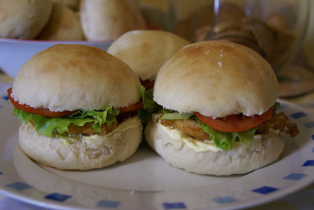 Cocinando entre Fogones: Panecillos (Panificadora)