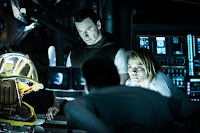 Michael Fassbender and Carmen Ejogo in Alien: Covenant (27)