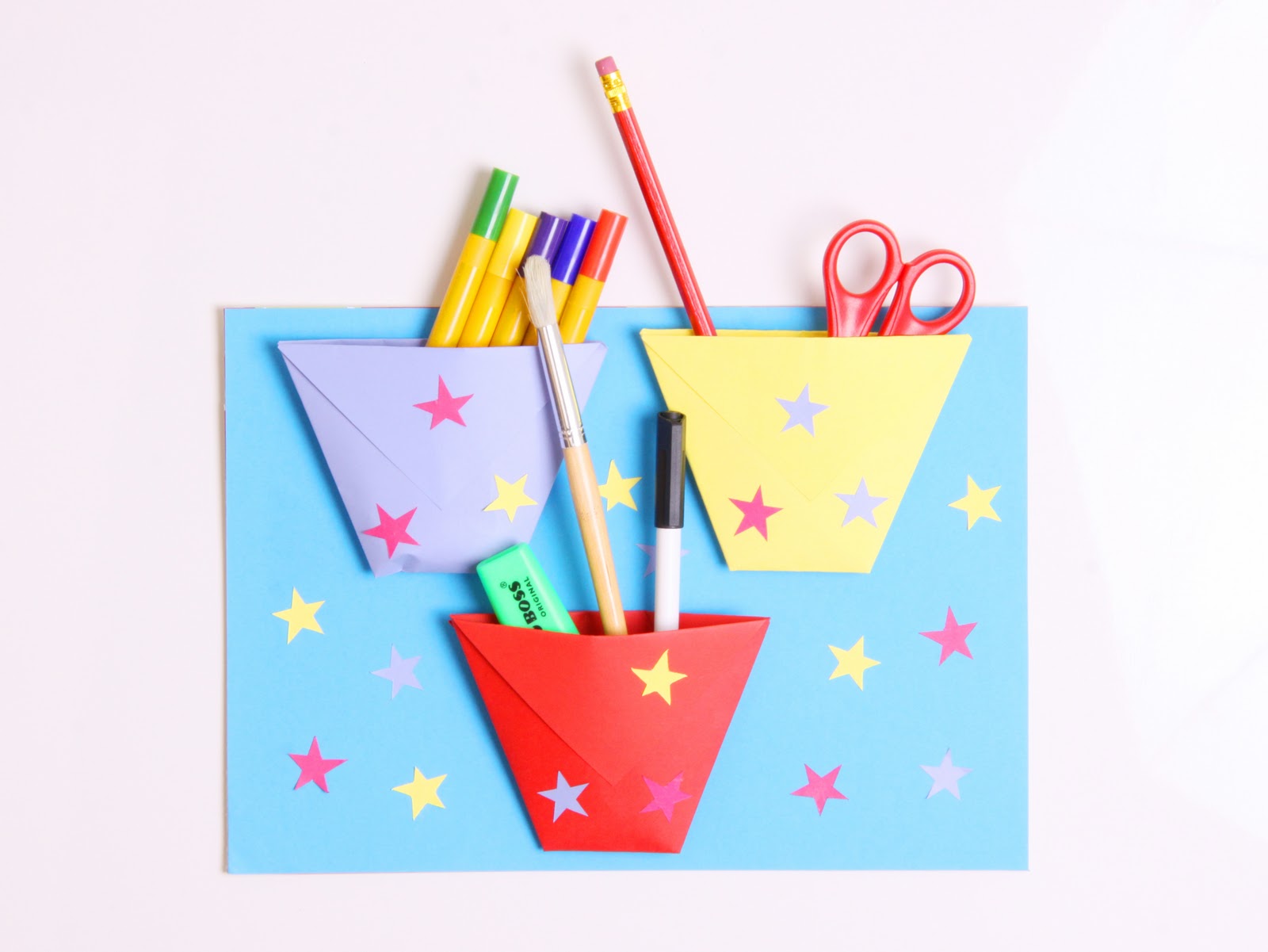 Let's Go Make Make a Wall Tidy