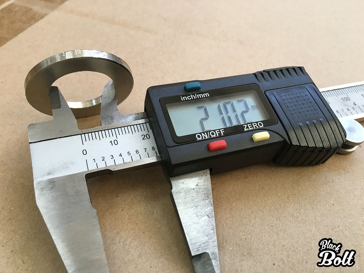 Black Bolt Star Bolt / Yamaha XV950 blog Yamaha Bolt riser bushings / washers the final