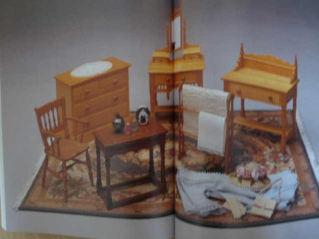 MAKING MINIATURES,Dolls'house projects,Venus & Martin DODGE,Miniature