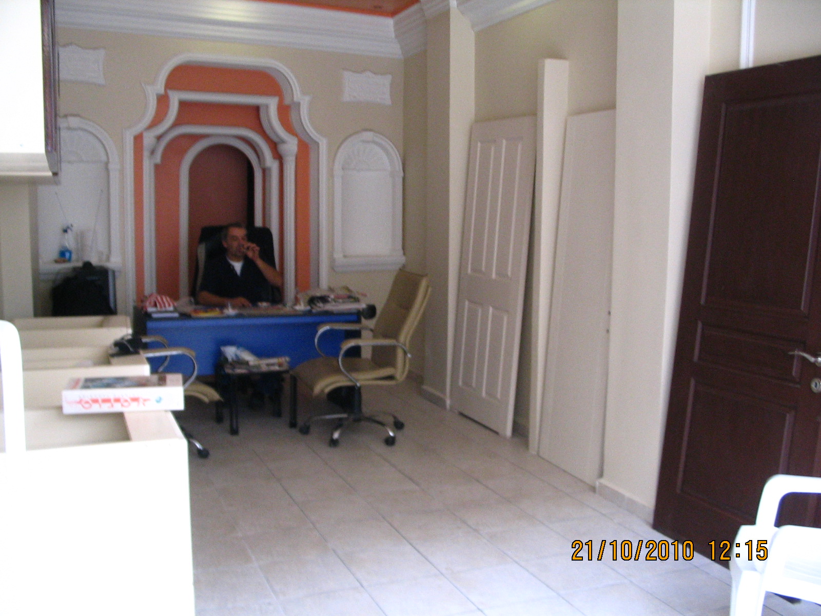 Üsküdar Satılık Kiralık Daireler USKUDAR ANACADDE DE SATILIK DUKKAN