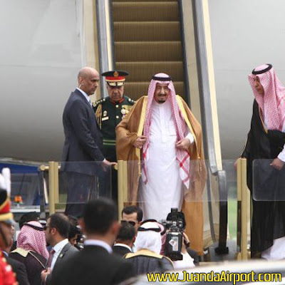 Raja Salman Tiba di Ngurah Rai, Penerbangan dari Bandara Juanda ke Bali Delay