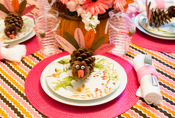 Thanksgiving Sugar & Spice Kids Party Tablescape - via BirdsParty.com
