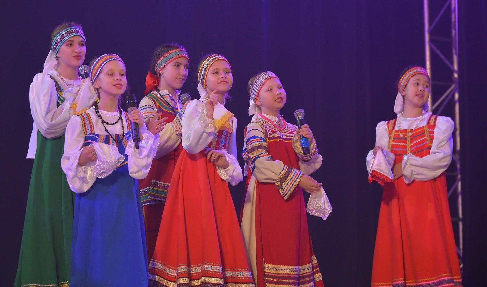 ансамбль праздник бродокалмак. ансамбль праздник. обнинск народный ансамбль "друженька". народно песенный ансамбль услада турбин рязань. ансамбль праздник.