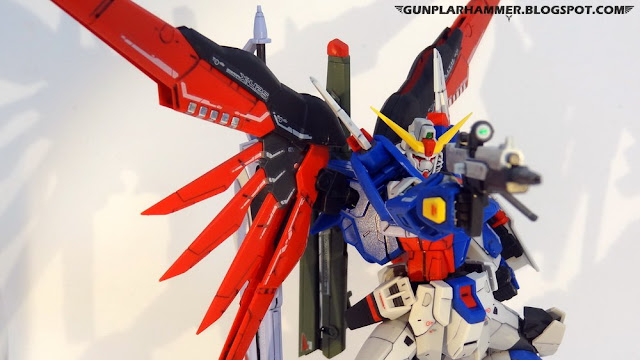 RG 1/144 Destiny Gundam ZGMF-X42S Realgrade