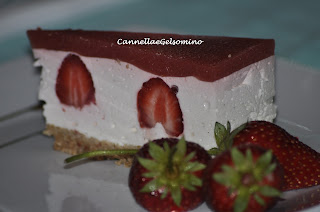 cheesecake yogurt e fragole