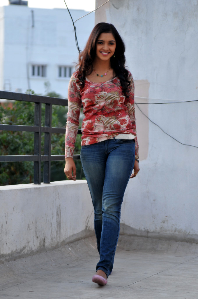 actress abhirami in jeans sanchita padukone photo gallery south indian actress actress abhirami in jeans sanchita padukone photo gallery south indian actress