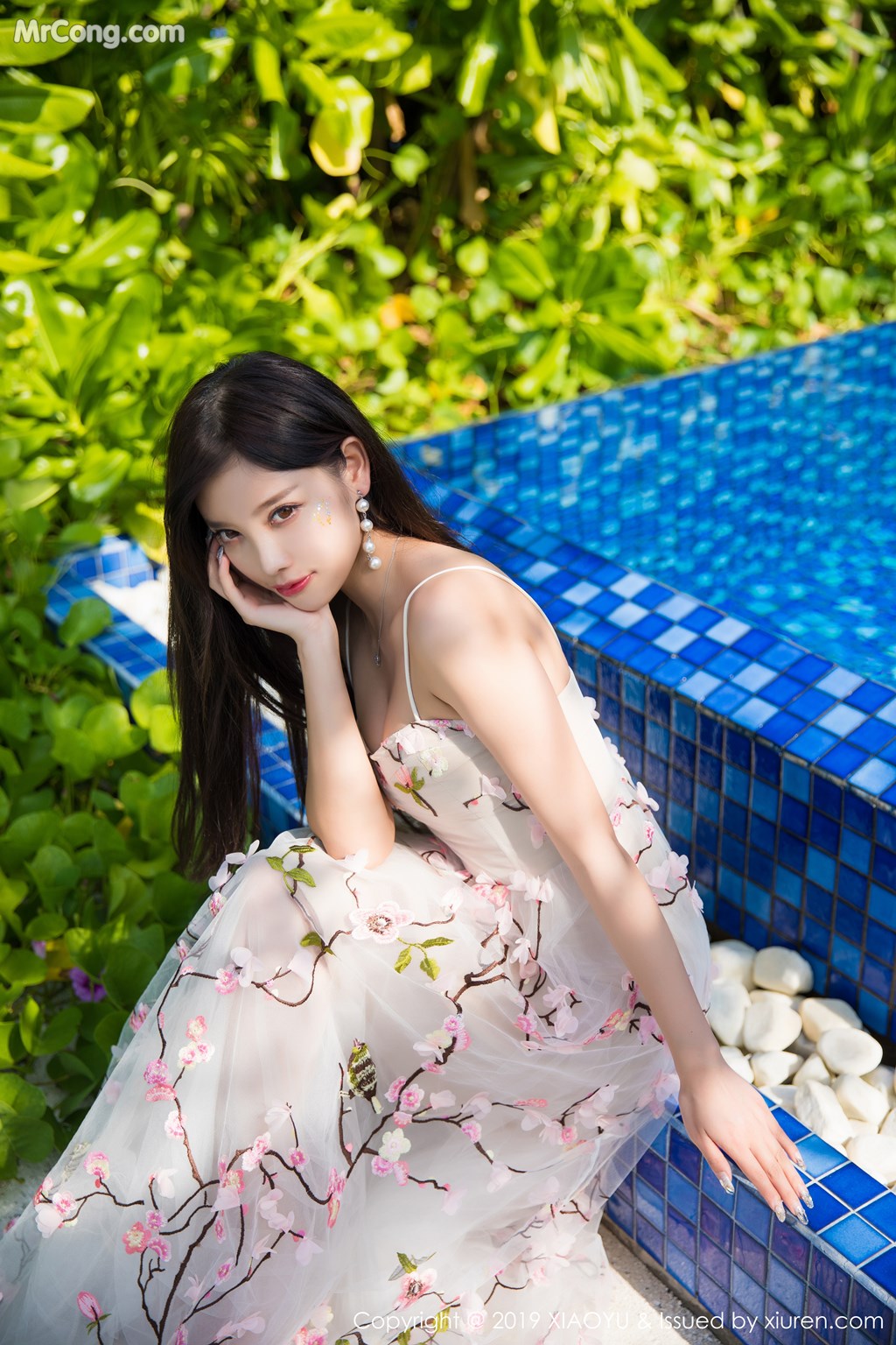 XiaoYu Vol.109: Yang Chen Chen (杨晨晨 sugar) (56 pictures)