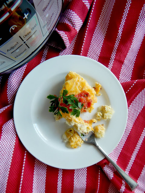 Instant Pot Hash Brown Egg Bake...an easy, quick and delicious, hearty breakfast!  Filled with sausage, hash browns, green chiles and of course eggs - make this for your back-to-school mornings and watch everyone devour. #ad #iowaegg (sweetandsavoryfood.com)