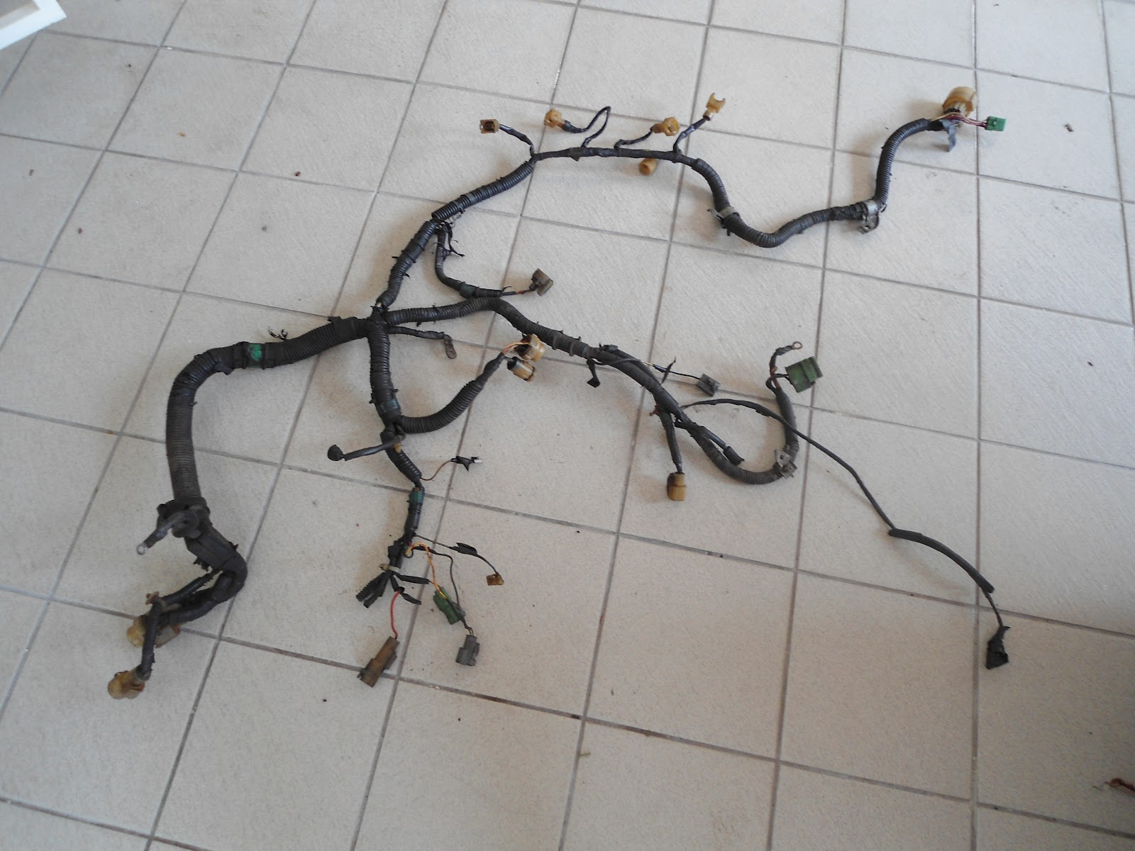 R.N.R AUTOSPORT - VEHICLE WIRING AND ENGINE MANAGEMENT TUNING